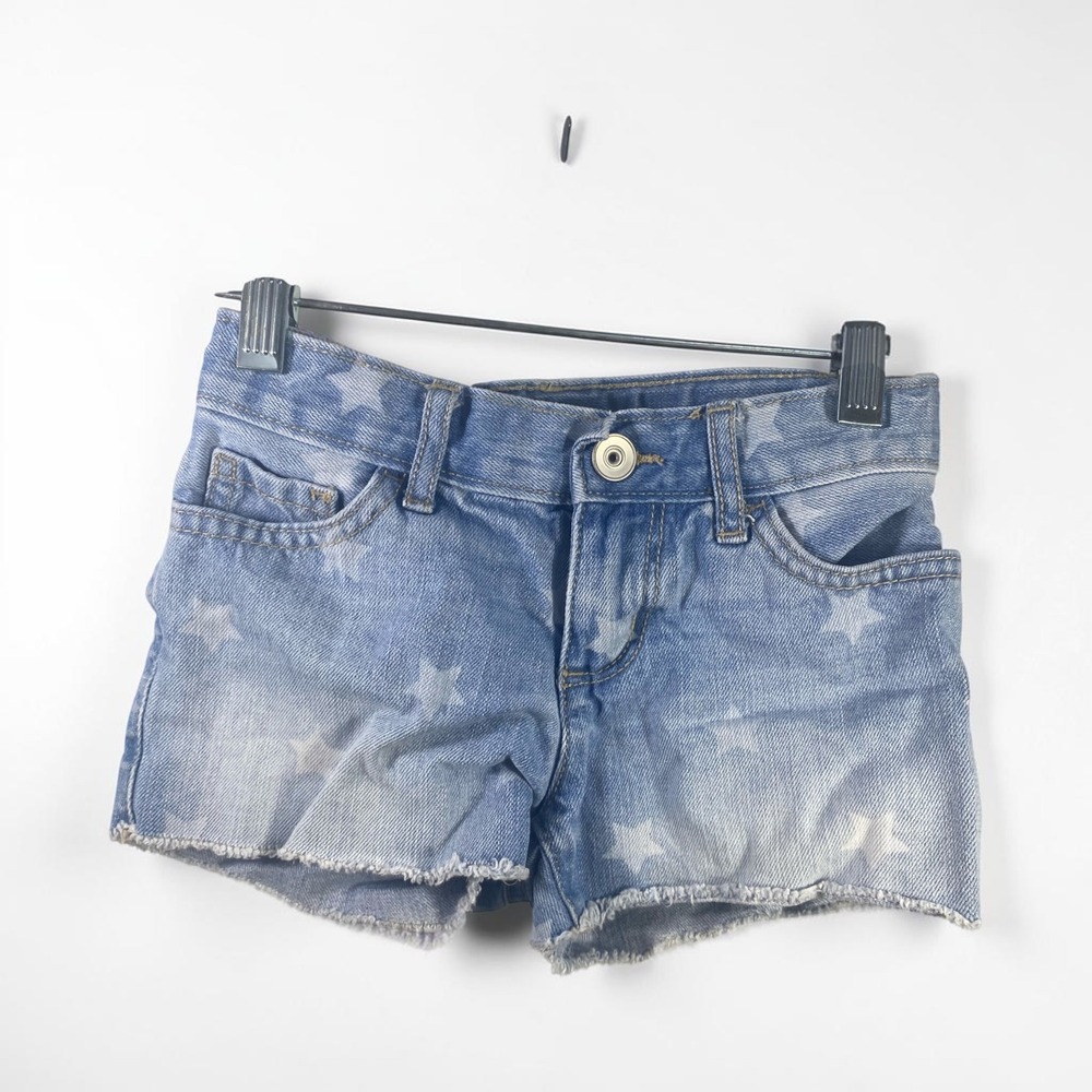 The Childrens Place Girls Star Print Denim Shortie Cut Off Shorts Light Wash 5